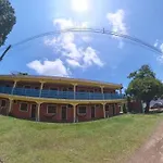 F9 Apto 1O Andar Perto 3 Praias E Comercio A Pe
