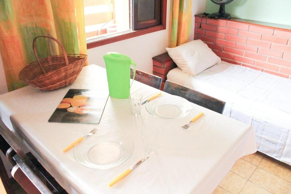 Apartamento F9 Apto 1o Andar Perto 3 Praias E Comercio A Pe Ubatuba